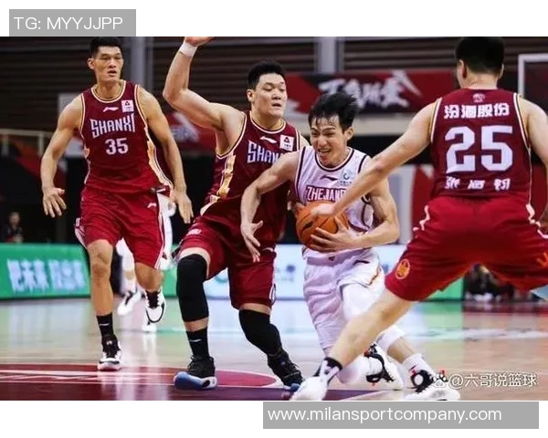 文班与科内特双塔组合为何更具威胁成熟度与经验提升助力球队表现 文班与科内特双塔组合为何更具威胁成熟度与经验提升助力球队表现