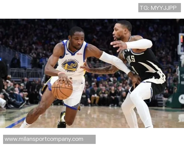 霍福德状态低迷8投仅中1仅得3分6篮板4助攻表现令人失望