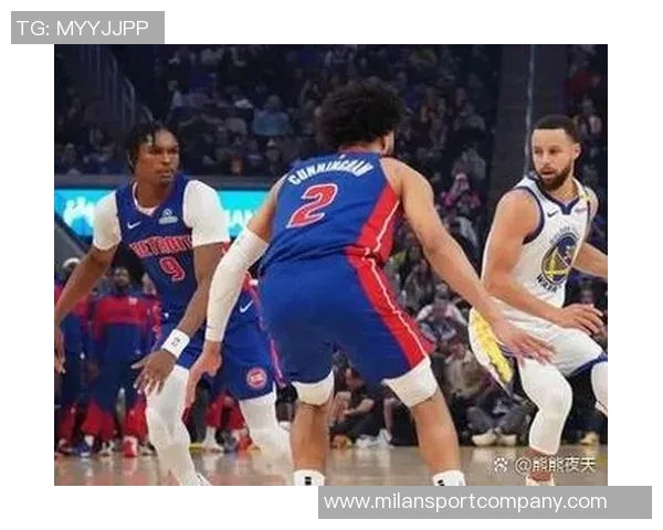 勇士与太阳首发阵容解析库里巴特勒领衔对决精彩瞬间回顾