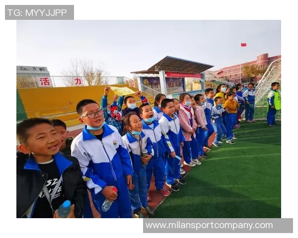 直播吧与足协杯携手助力苏州星海小学足球梦想共同成长