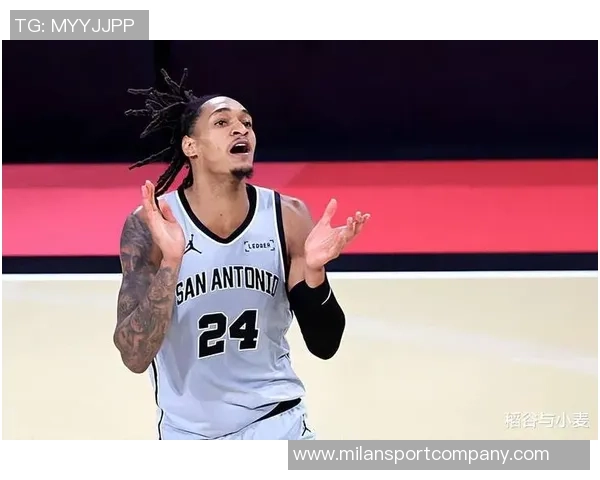 瓦塞尔状态低迷13投仅5中收获17分4篮板球队正负值惨淡10