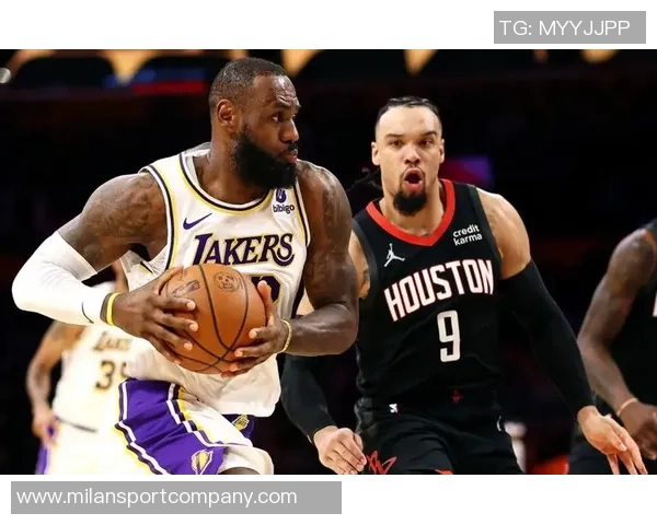 阿伦评论狄龙在关键时刻吃T的争议为何在最后10秒仍然犯规