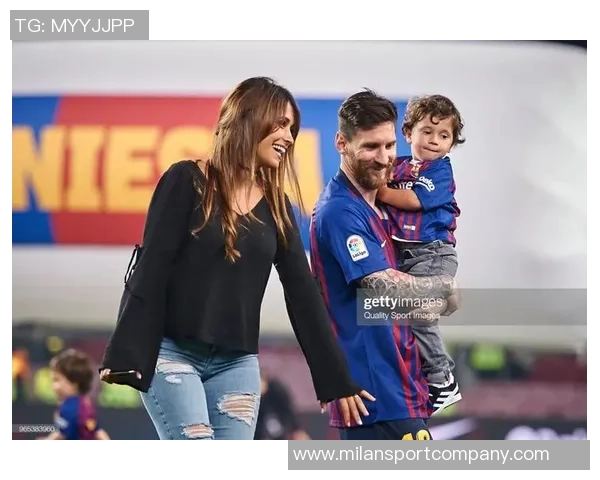 梅西坦言情感表达困难仍愿为安东内拉准备花朵重温初吻甜蜜回忆 梅西坦言情感表达困难仍愿为安东内拉准备花朵重温初吻甜蜜回忆