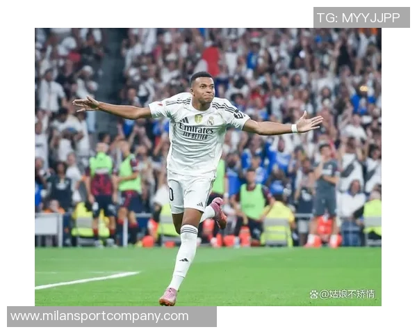 姆巴佩赛后多次要求队友不要为巴萨鼓掌并催促离场引发热议